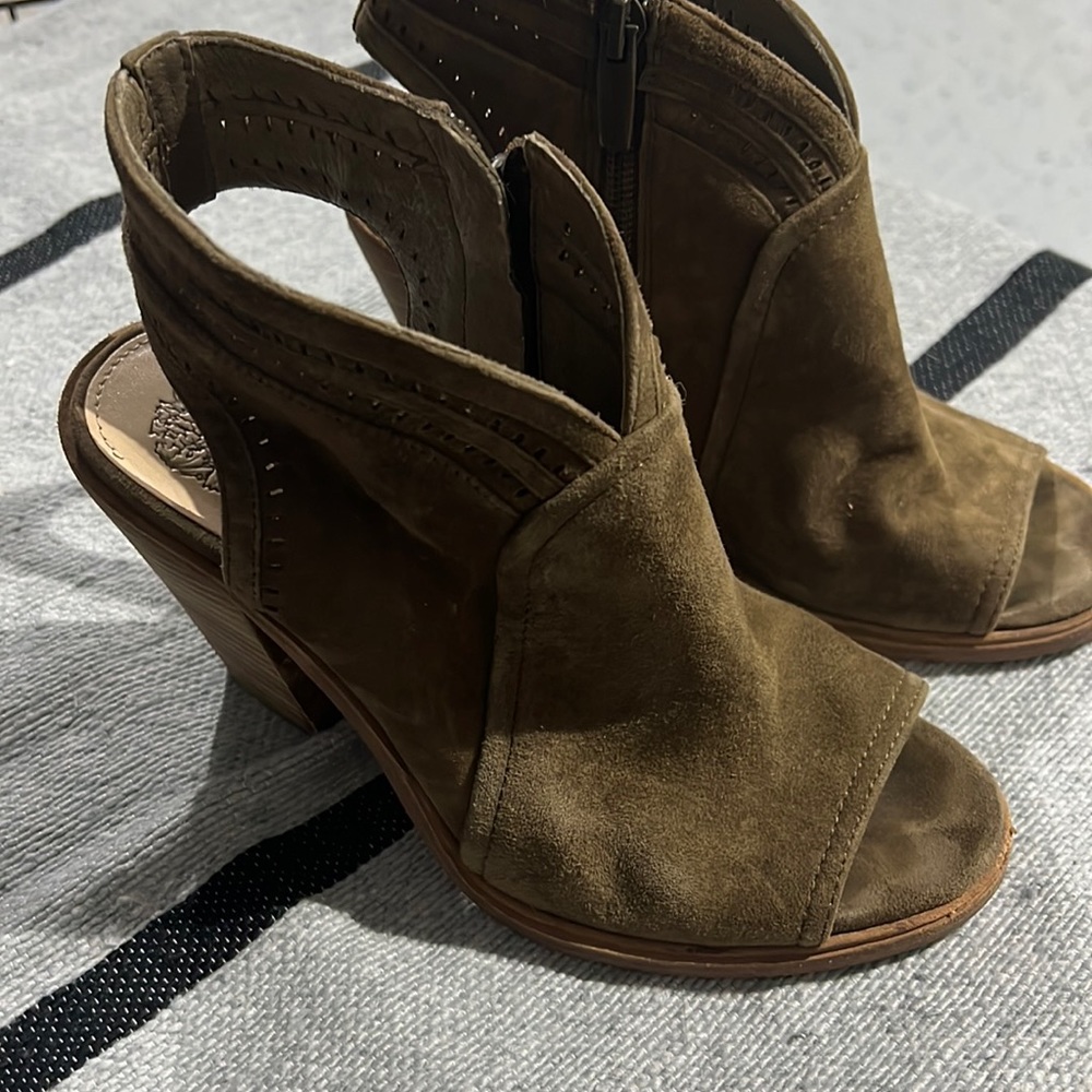 Vince Camuto block heel peep toe ankle booties